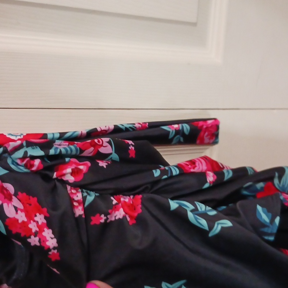 B2Prity one piece monokini halter tummy control swimsuit - XL - black floral - Picture 5 of 11